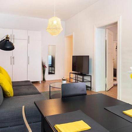 Appartement Freshly Renovated 2Br&Lr+Walk-In Rainshower à Berlin Extérieur photo