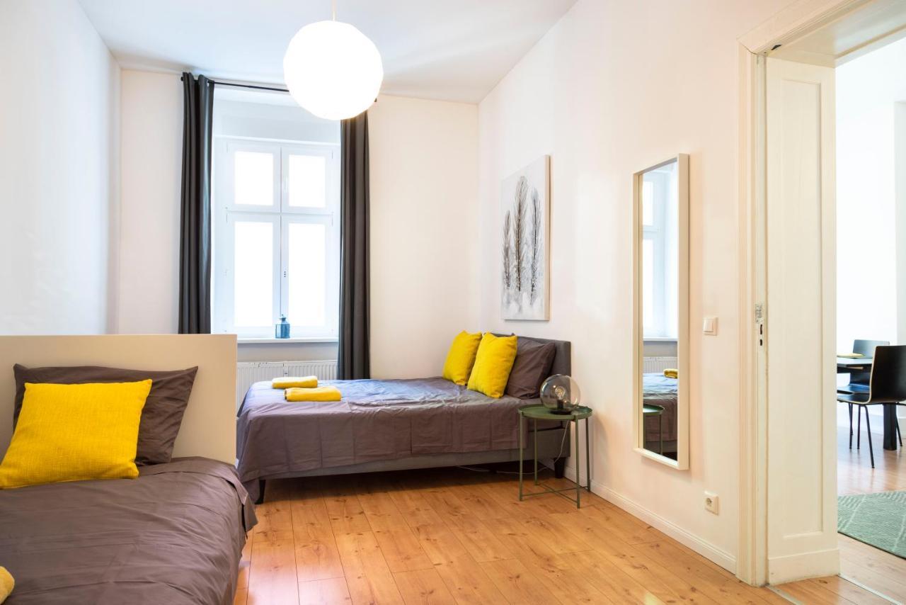 Appartement Freshly Renovated 2Br&Lr+Walk-In Rainshower à Berlin Extérieur photo