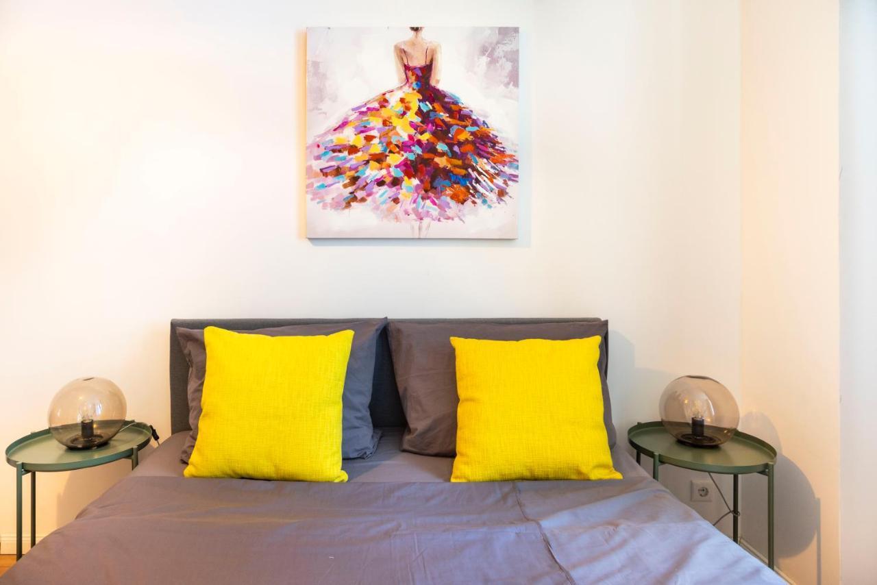 Appartement Freshly Renovated 2Br&Lr+Walk-In Rainshower à Berlin Extérieur photo