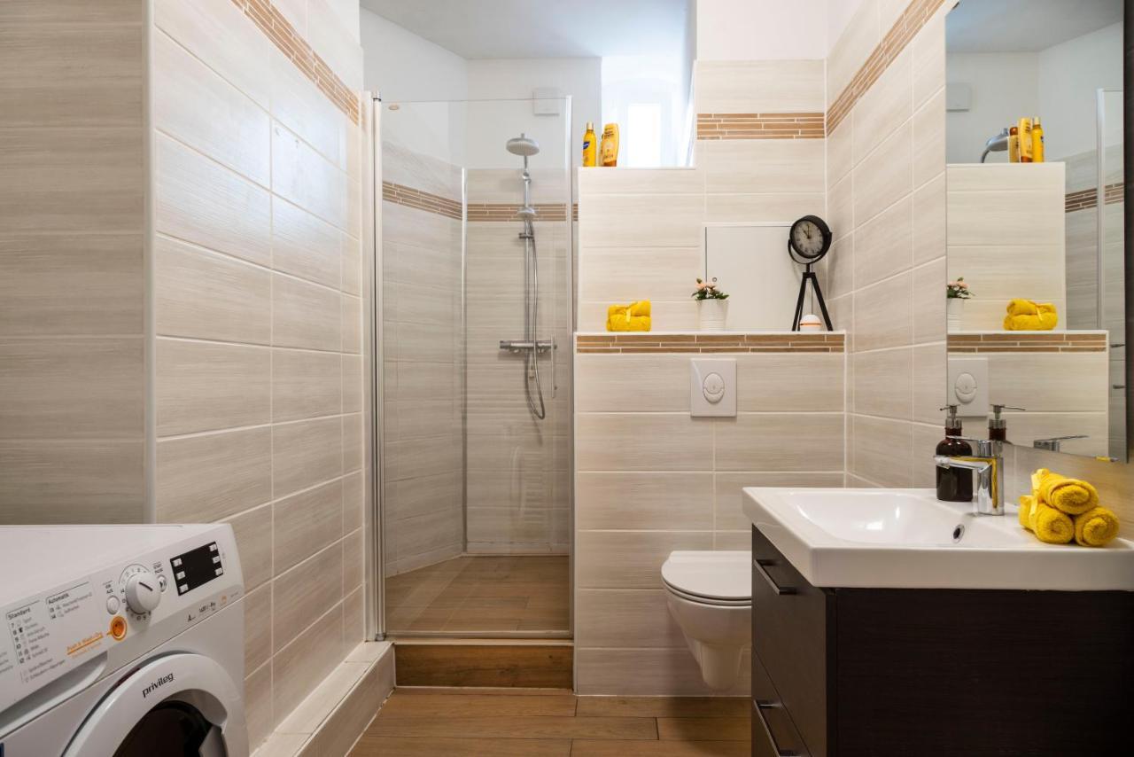 Appartement Freshly Renovated 2Br&Lr+Walk-In Rainshower à Berlin Extérieur photo