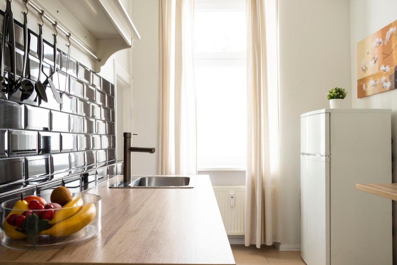 Appartement Freshly Renovated 2Br&Lr+Walk-In Rainshower à Berlin Extérieur photo