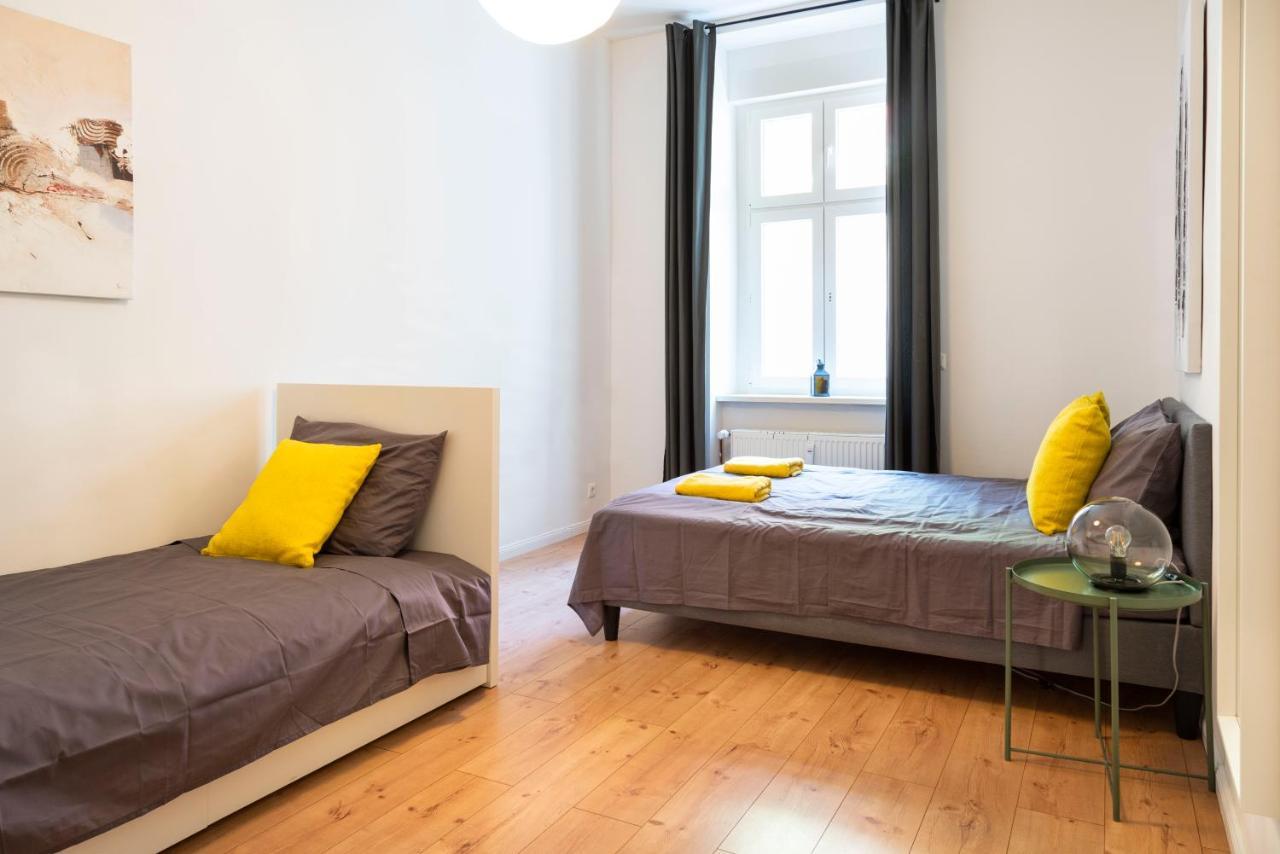 Appartement Freshly Renovated 2Br&Lr+Walk-In Rainshower à Berlin Extérieur photo